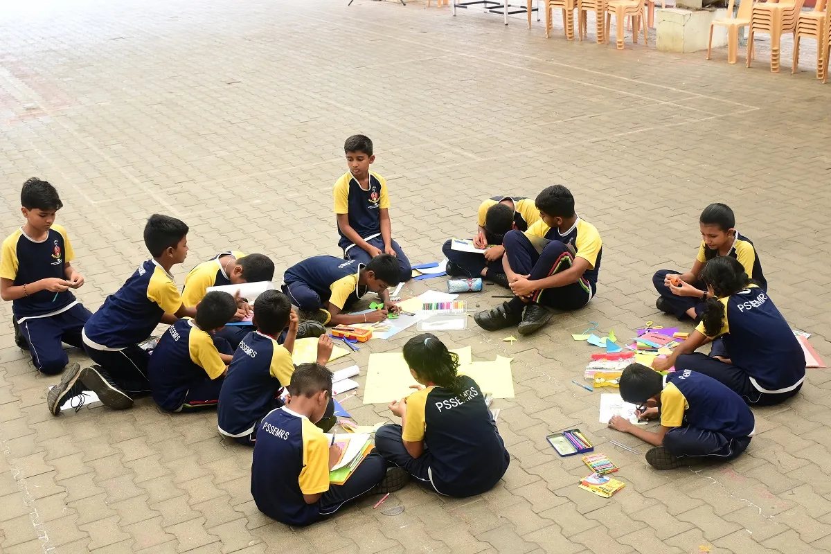 Inter-house-gifting-flash-cards-competition