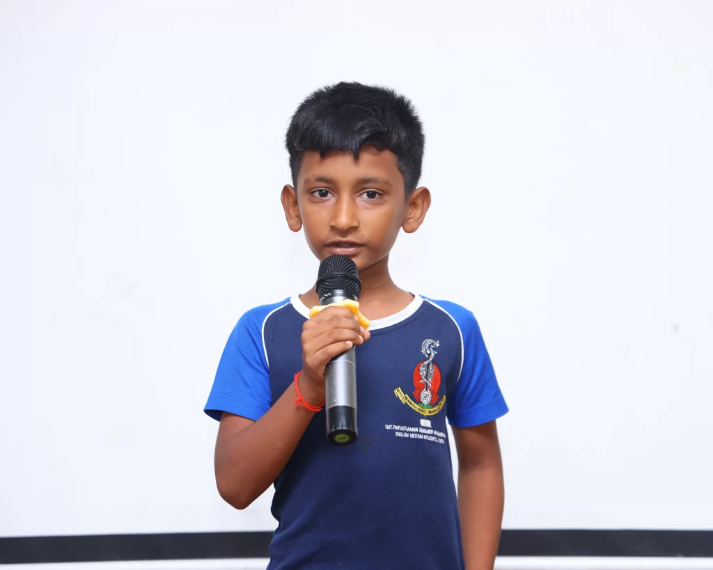 Poetry Recitation Sparks Creativity at PSSEMR School Davangere